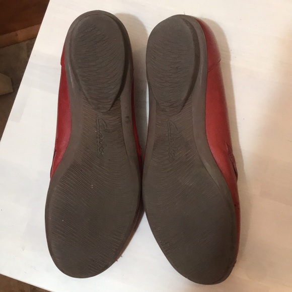 Clarks Collection Soft Cushion Red Flats Sz 8.5 - Picture 3 of 4